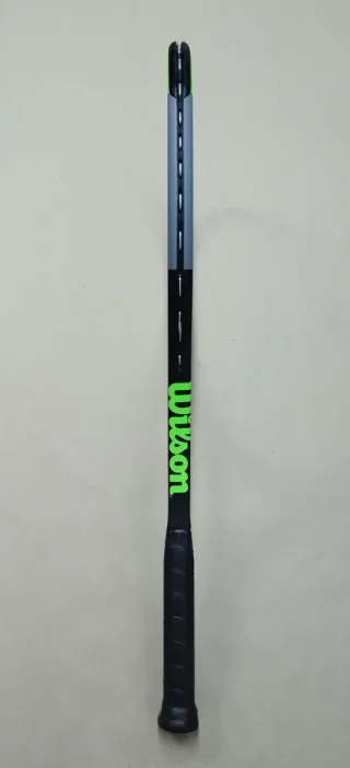 Raqueta Wilson Blade 104 v7.0 (290g)