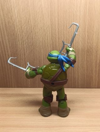 LEONARDO TORTUGAS NINJA PLAYMATES VIACOM AÑO 2012