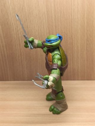 LEONARDO TORTUGAS NINJA PLAYMATES VIACOM AÑO 2012