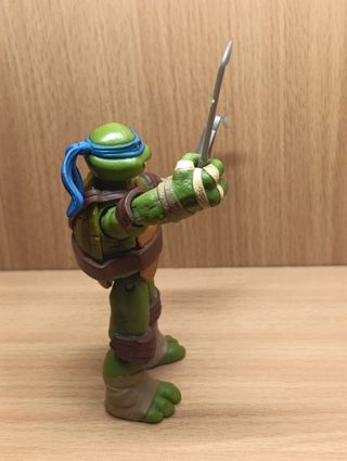 LEONARDO TORTUGAS NINJA PLAYMATES VIACOM AÑO 2012