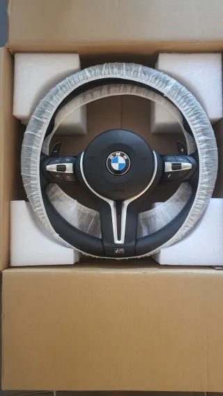 Volante Pack M BMW F10 F11 F07 F06 F12 F13 F01 F02