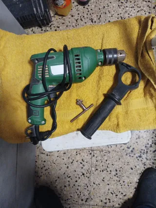 Taladro Eléctrico Verde