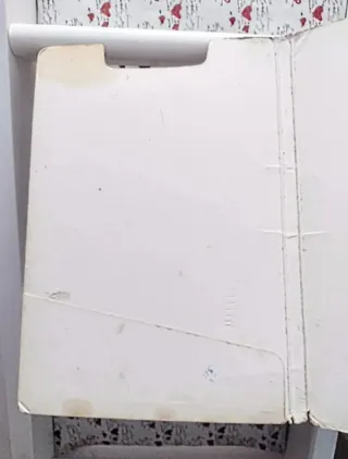 ANTIGUA CARPETA PROMOCION DANONE  LA VUELTA AL MUN