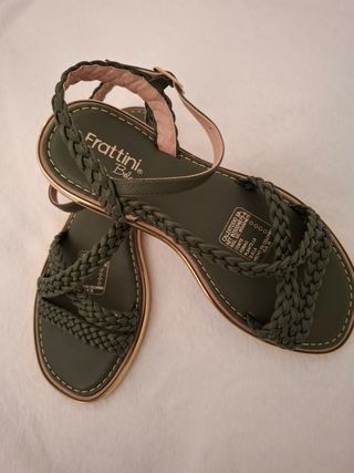 Sandalias Calzados Frattini Verdes y Doradas
