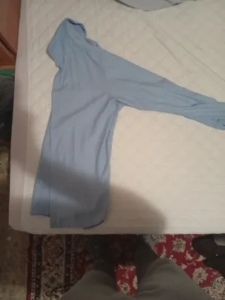 Camisa azul sin usar