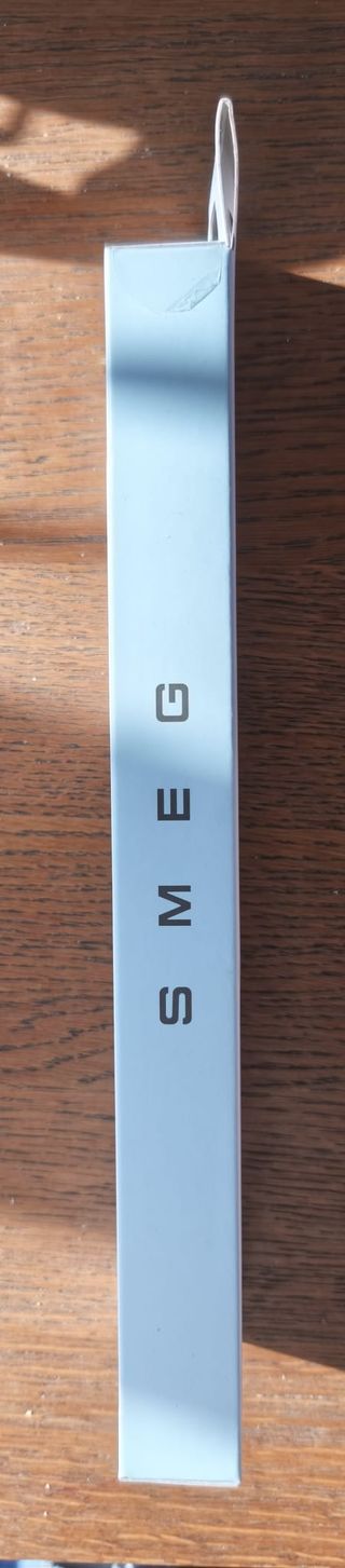 Conjunto 2 Facas de Churrasco SMEG - Novas