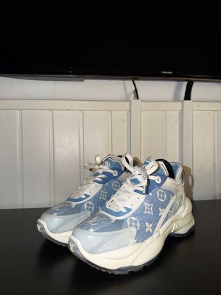 Louis Vuitton Run 55