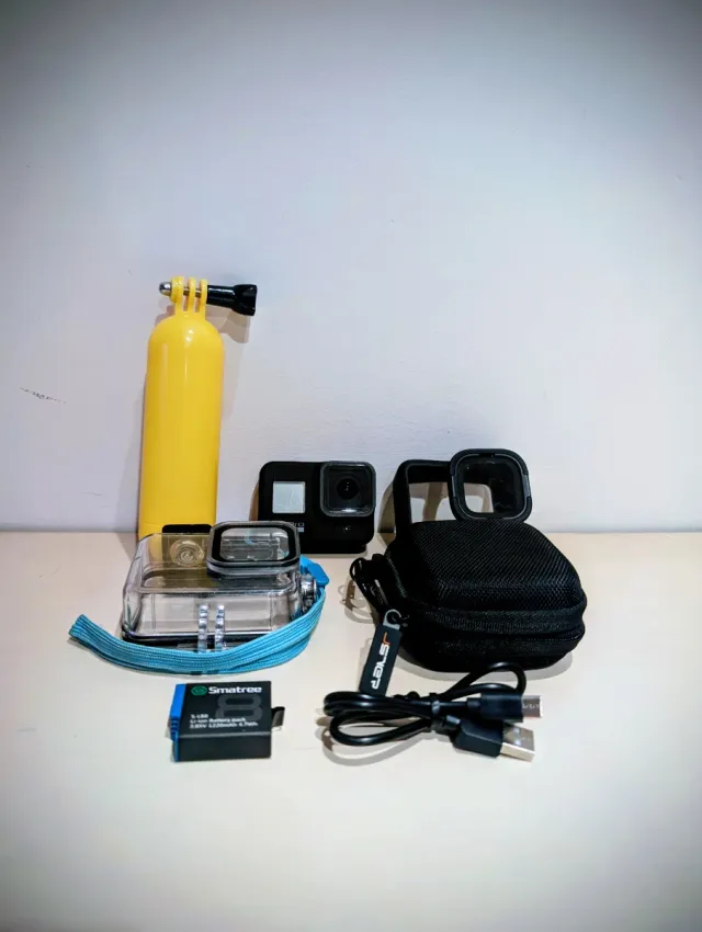 Câmera GoPro Hero 8 Black + Acessórios