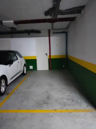 Se vende plaza de garaje en valdenoja Santander