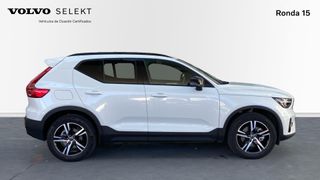 VOLVO XC40 2.0 B3 MHEV PLUS DARK DCT 5P