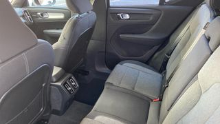 VOLVO XC40 2.0 B3 MHEV PLUS DARK DCT 5P