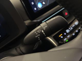 TOYOTA C-HR 1.8 HEV SPIRIT CVT 140 5P