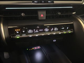 TOYOTA C-HR 1.8 HEV SPIRIT CVT 140 5P