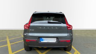 VOLVO XC40 2.0 B3 MHEV PLUS DARK DCT 5P
