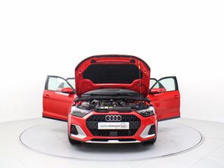 AUDI A1 1.0 30 TFSI S TRON ADRENALIN CITYCARVER 110 5P