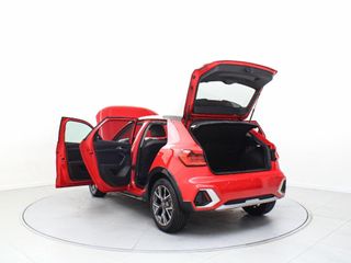 AUDI A1 1.0 30 TFSI S TRON ADRENALIN CITYCARVER 110 5P