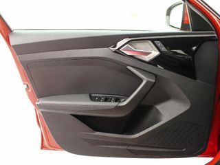 AUDI A1 1.0 30 TFSI S TRON ADRENALIN CITYCARVER 110 5P