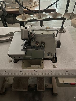 Máquinas de coser industriales