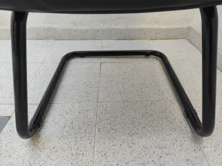 Sillón de despacho cuero negro