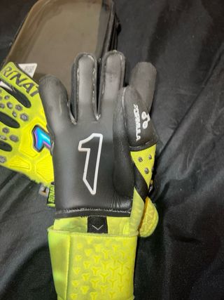 Guantes Portero Futbol Rinat Neon Pro talla 7