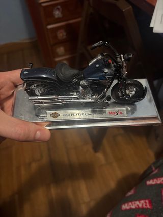 Maisto Harley Davidson 2008 FLSTSB