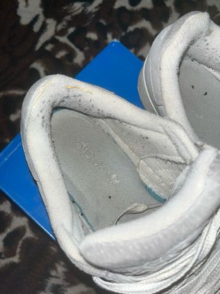 Adidas Campus Grises Talla 40.5