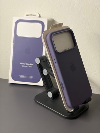 Cover iPhone 17 Pro Max MagSafe Apple