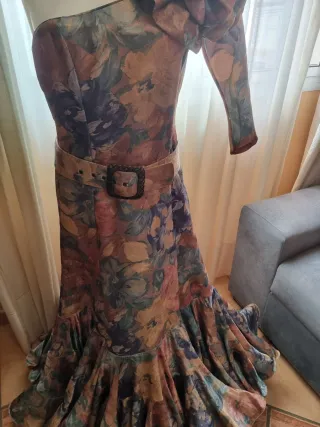Traje Flamenca Volante Hombro