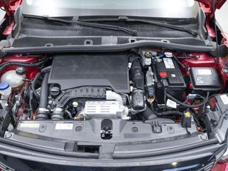 Peugeot 2008 Allure Pack Puretech 100 S&S BVM6