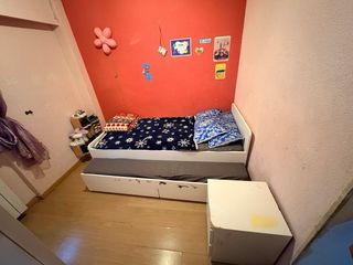 se alquila habitación