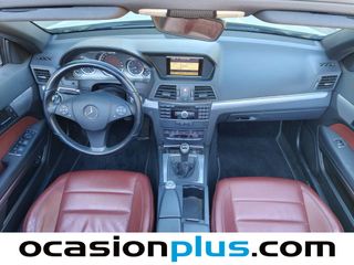 Mercedes-Benz Clase E E 200 CGI Cabrio BE Avantgarde 135 kW (184 CV)