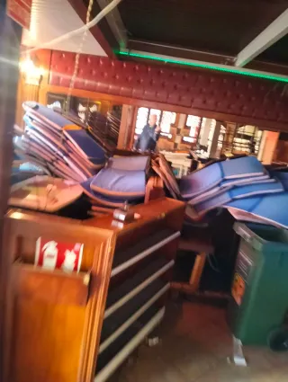 Mobiliario y Accesorios de Bar