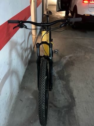 Bicicleta Specialized Turbo Levo Alloy Eléctrica