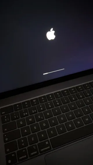 Apple MacBook Air 15 (2023), M2, 8GB, 256GB SSD