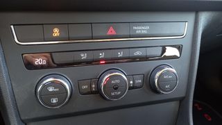 SEAT Nuevo León 1.6 TDI 105cv St&Sp Style