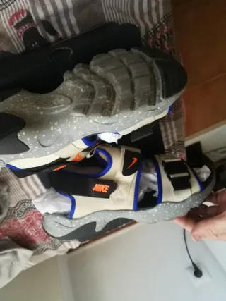 Sandalias Nike Canyon Beige/Naranja T42.5