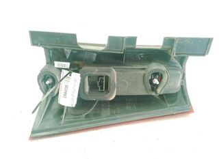 20752842 085511973 piloto tras izq dacia logan mcv