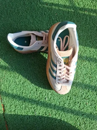 Zapatillas Adidas Gazelle Bold W 36.5