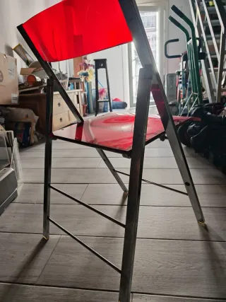 Sillas metraquilato rojo y metal