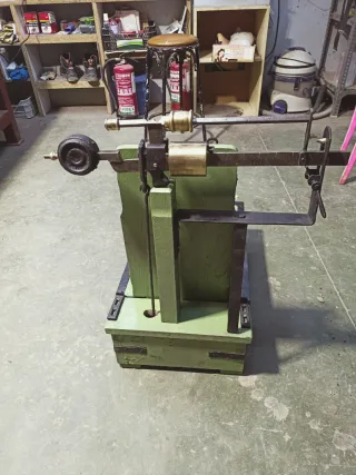 Báscula de suelo antigua restaurada