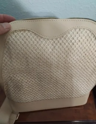 Mochila beige tejida