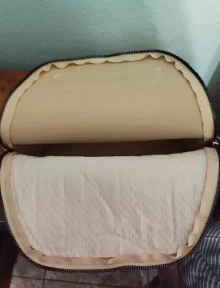 Mochila beige tejida