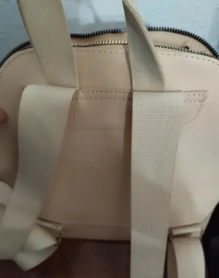Mochila beige tejida