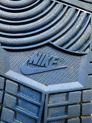 Nike Air Jordan 1 Mid Talla 40 EUR