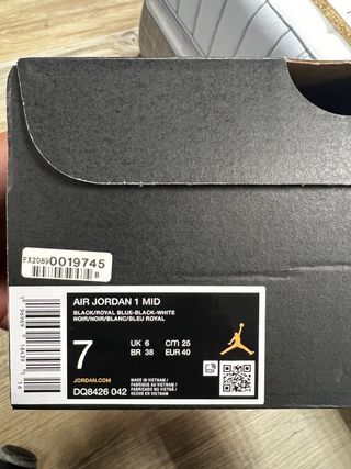 Nike Air Jordan 1 Mid Talla 40 EUR