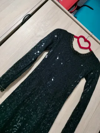 Vestido fiesta lentejuelas negro y dorado