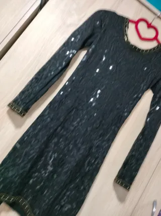 Vestido fiesta lentejuelas negro y dorado