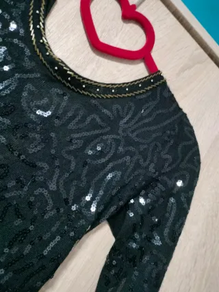 Vestido fiesta lentejuelas negro y dorado