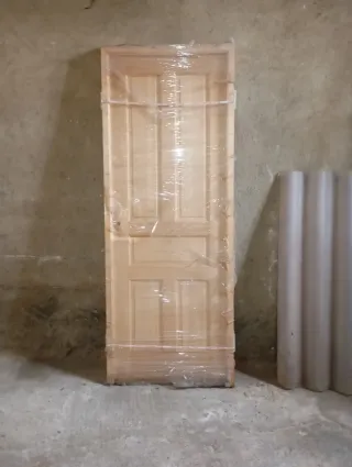 Puerta madera maciza rústica