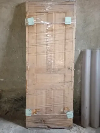 Puerta madera maciza rústica